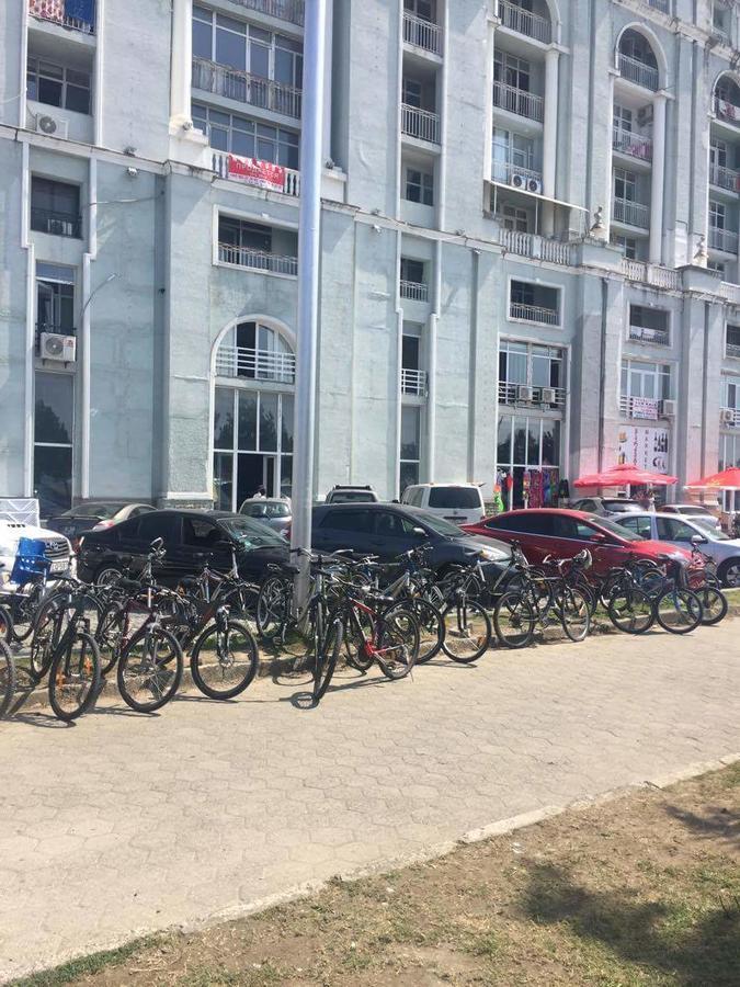Apartment In Hotel Magnolia Batumi Exterior foto